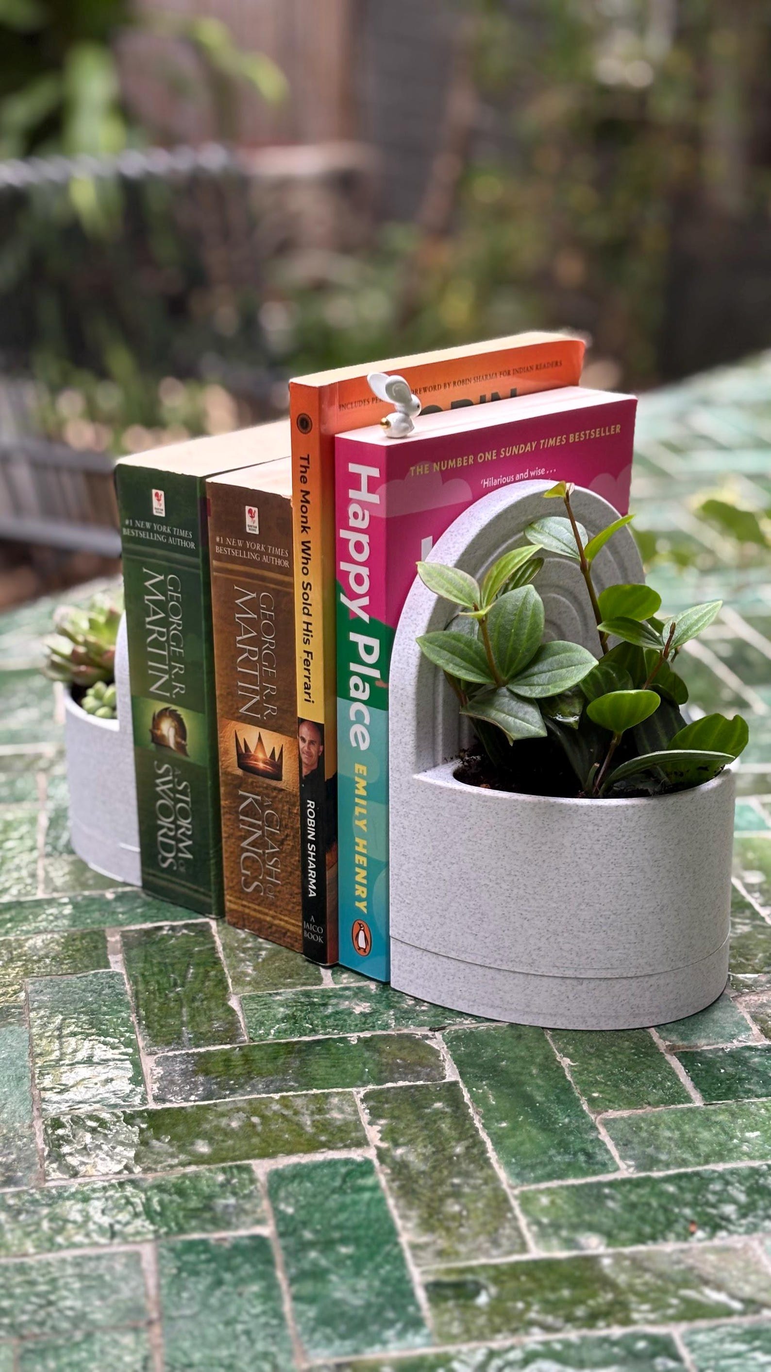 Bookend planter — color option