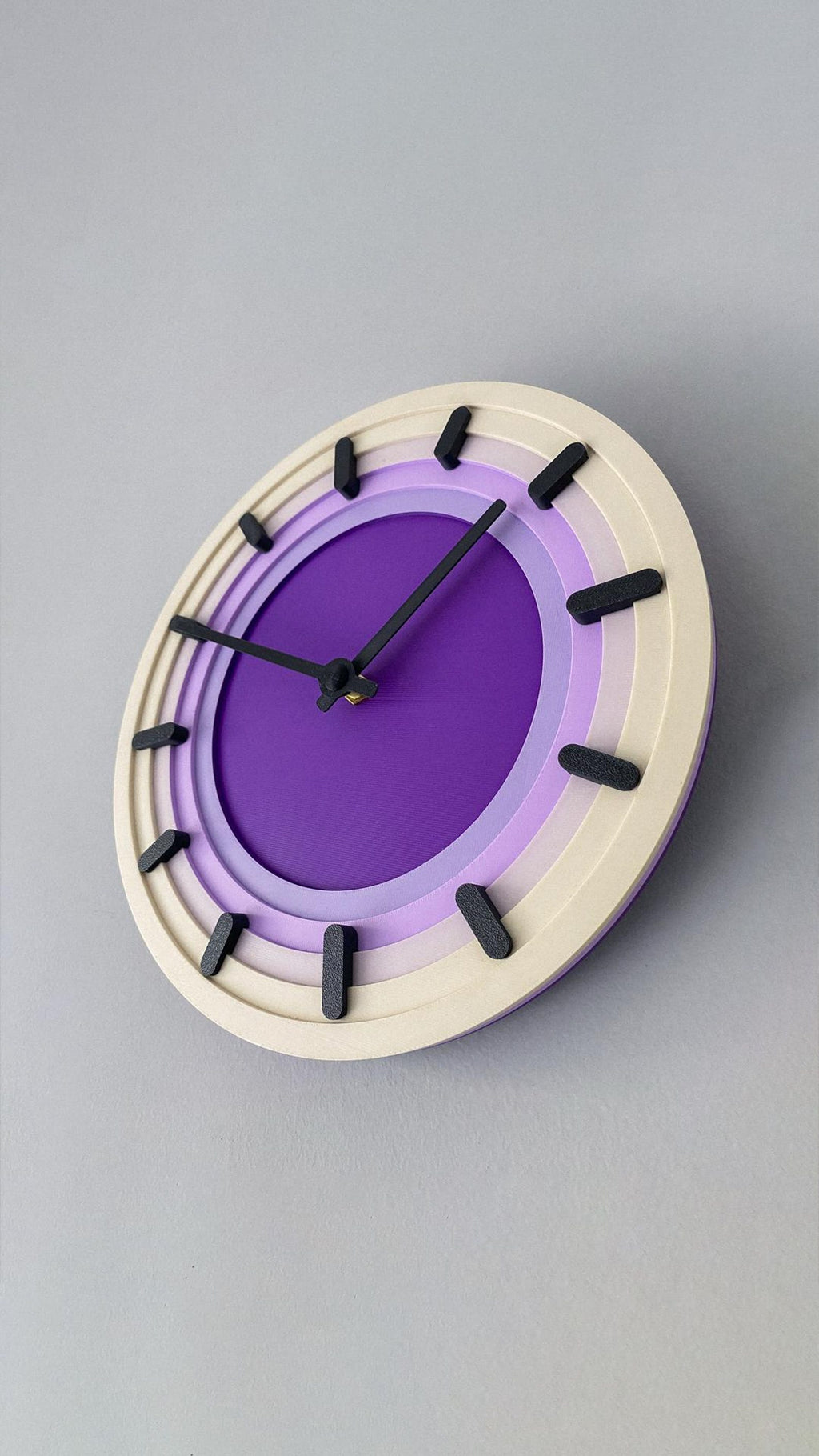 Topo wall clock — detail view