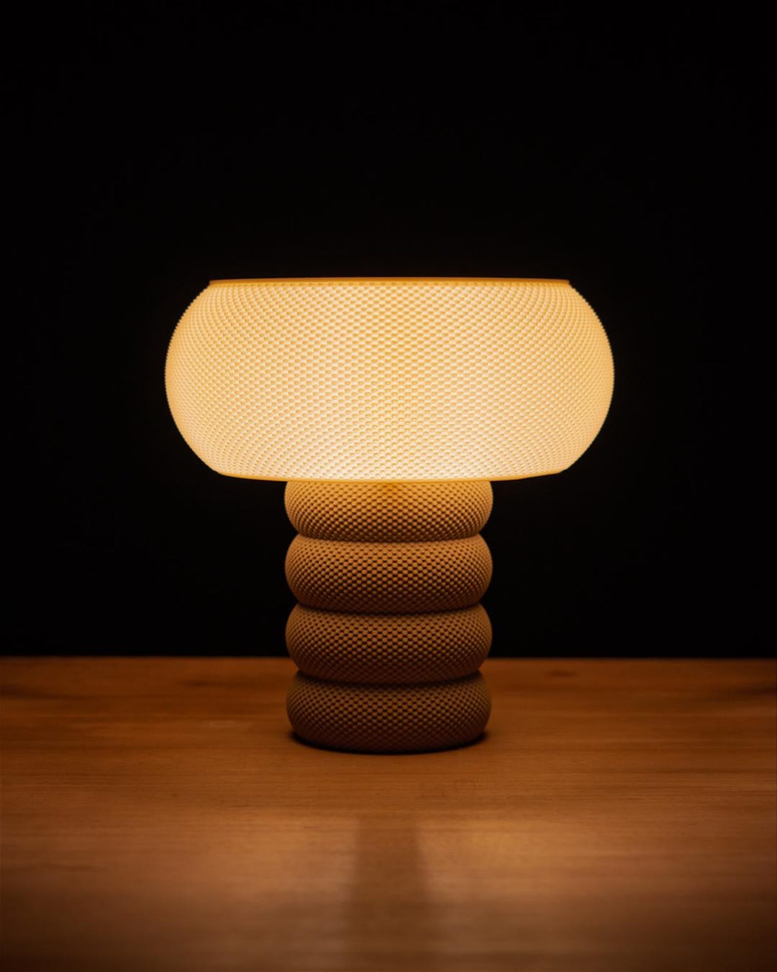 Michelle table lamp — color option
