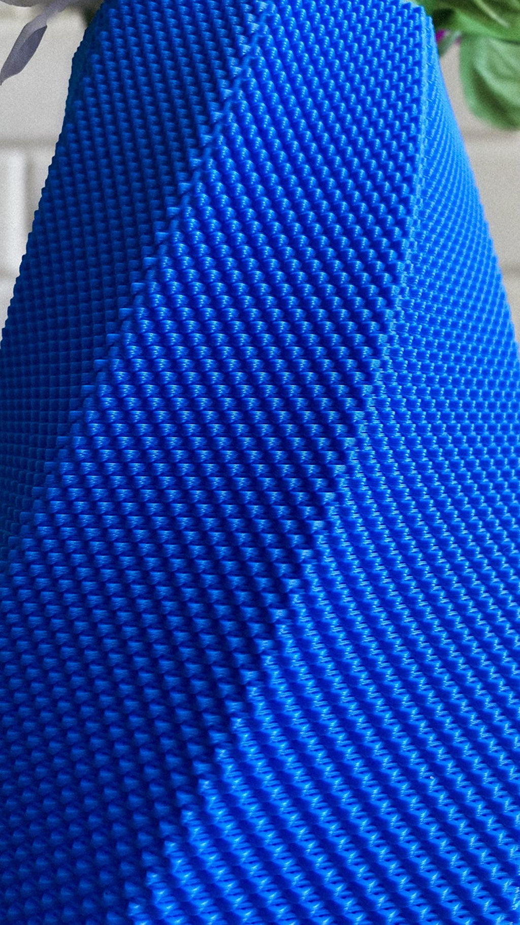 Selene vase — detail view