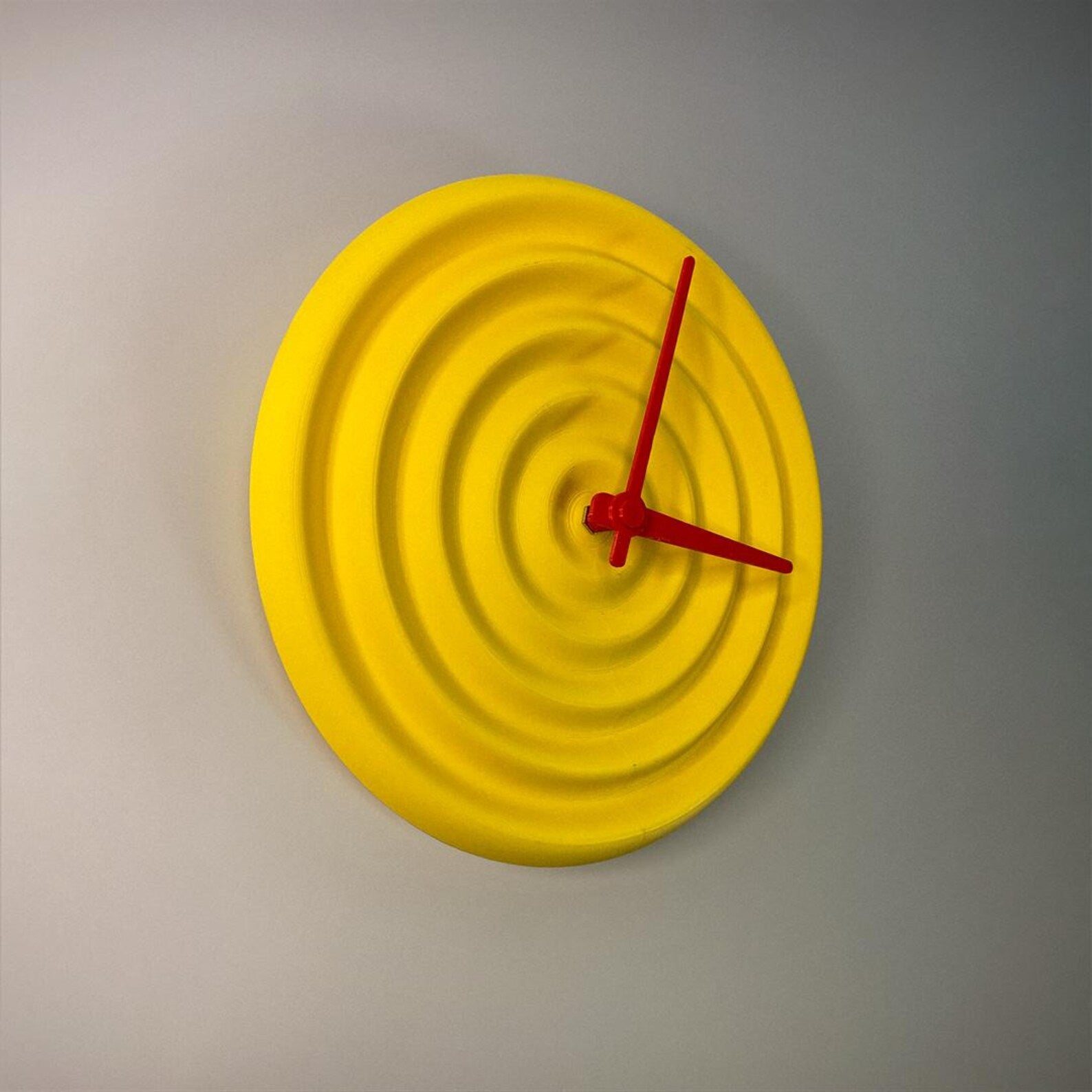 Ondo wave clock — alternate angle