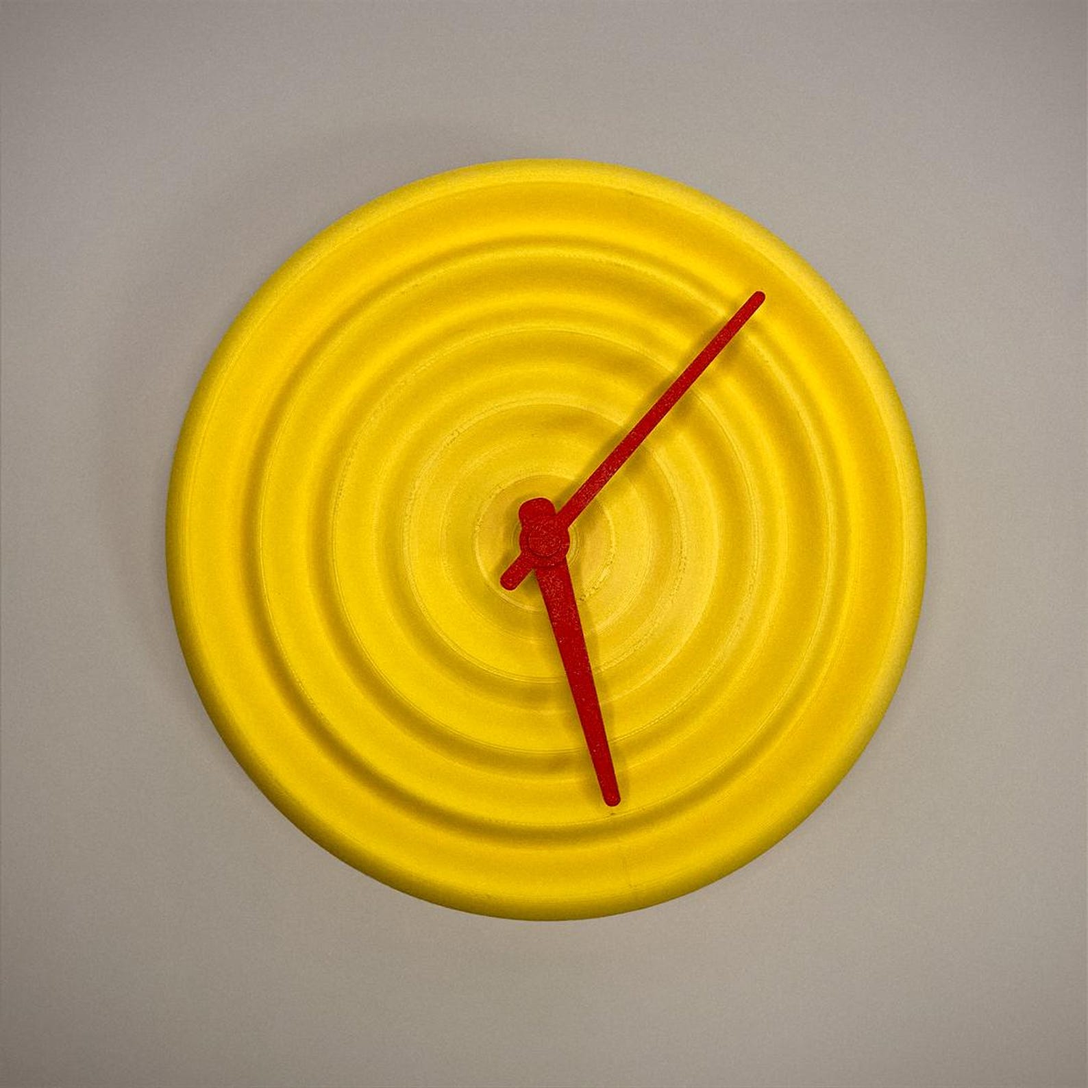 Ondo wave clock — color option