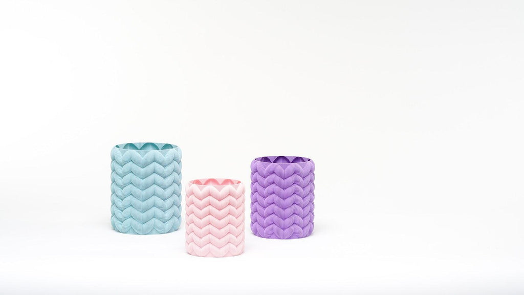 Babushka vase — scale view