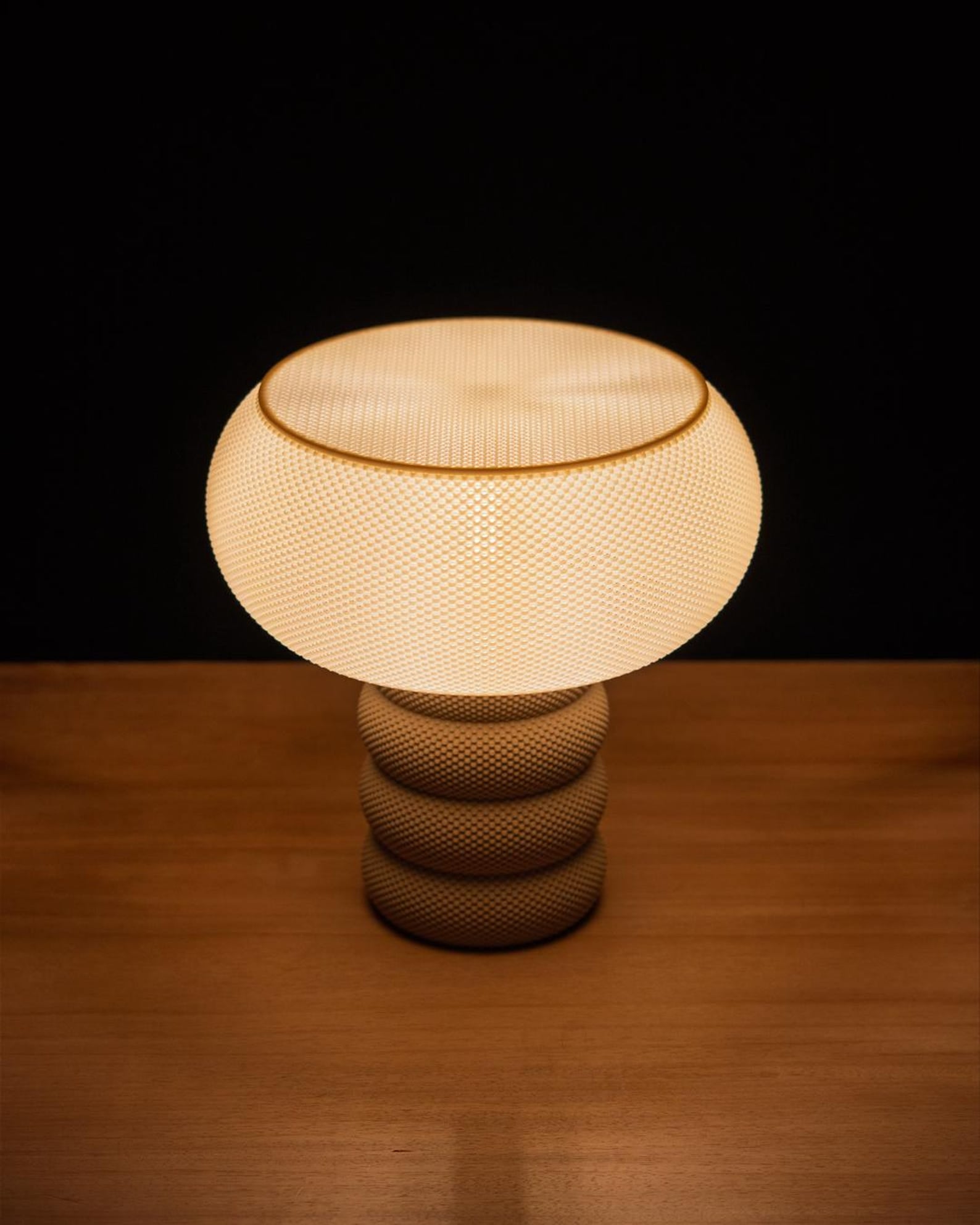 Michelle table lamp — glowing detail