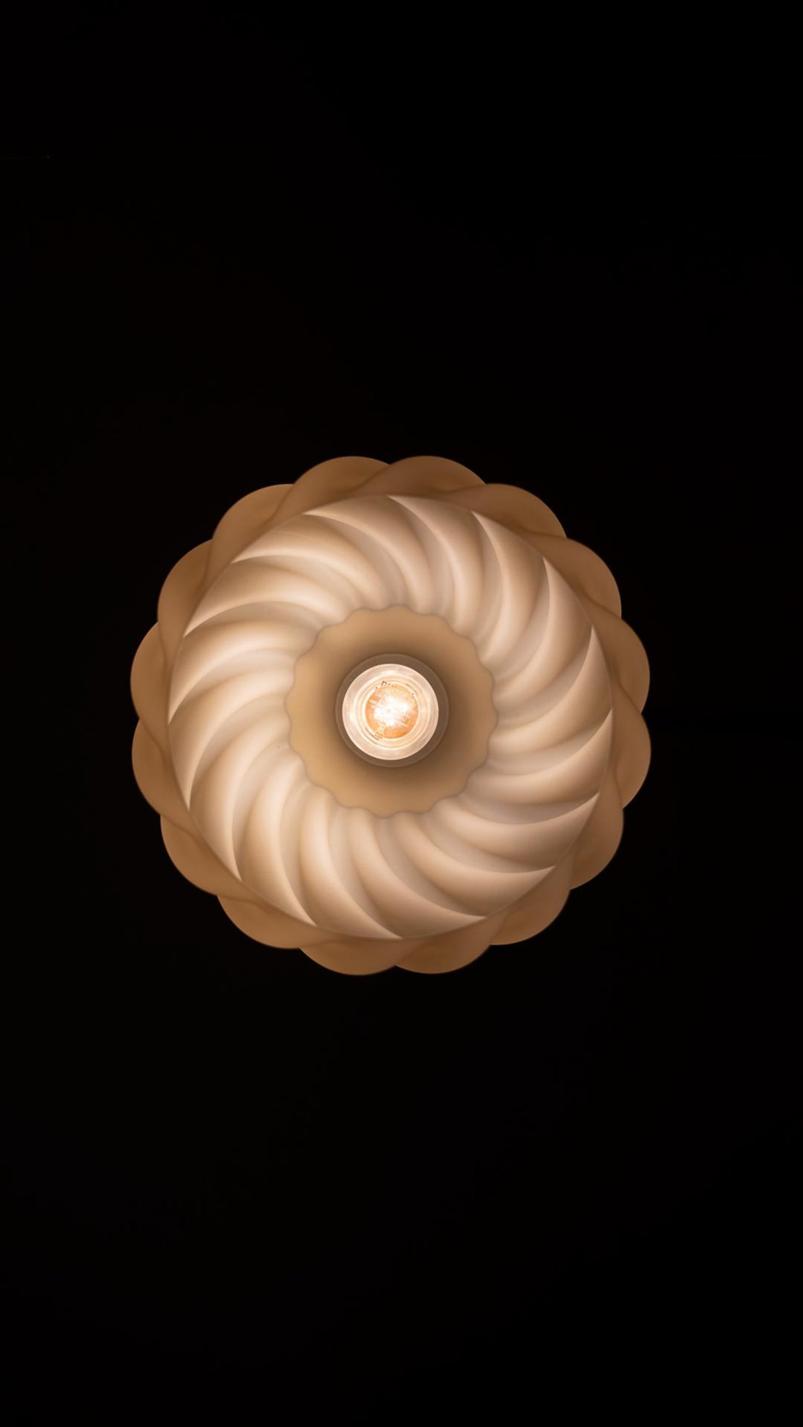 Dryft pendant lamp — scale view