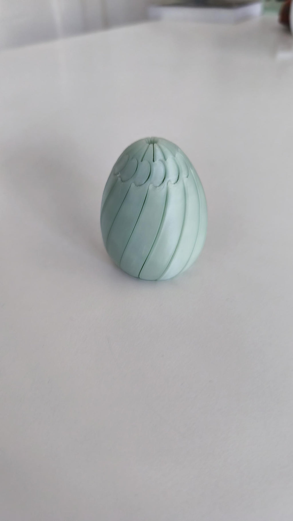 Spiral ridged Easter egg fidget clicker detail